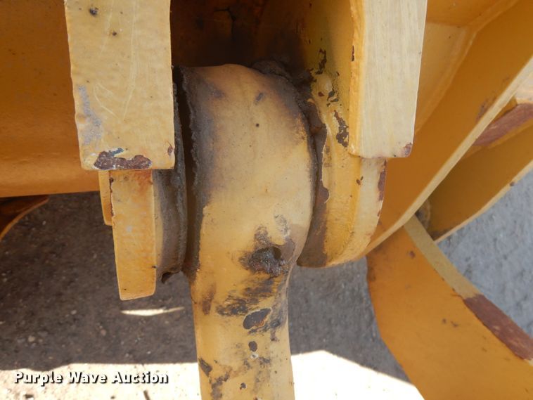 image for item JS9440 1994 Caterpillar 938F  wheel loader