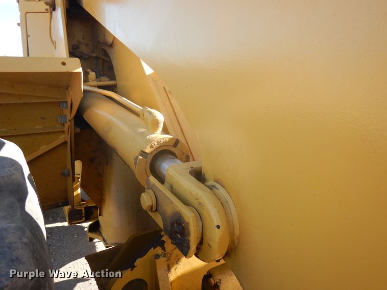 image for item JS9440 1994 Caterpillar 938F  wheel loader