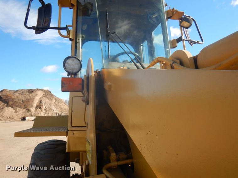 image for item JS9440 1994 Caterpillar 938F  wheel loader