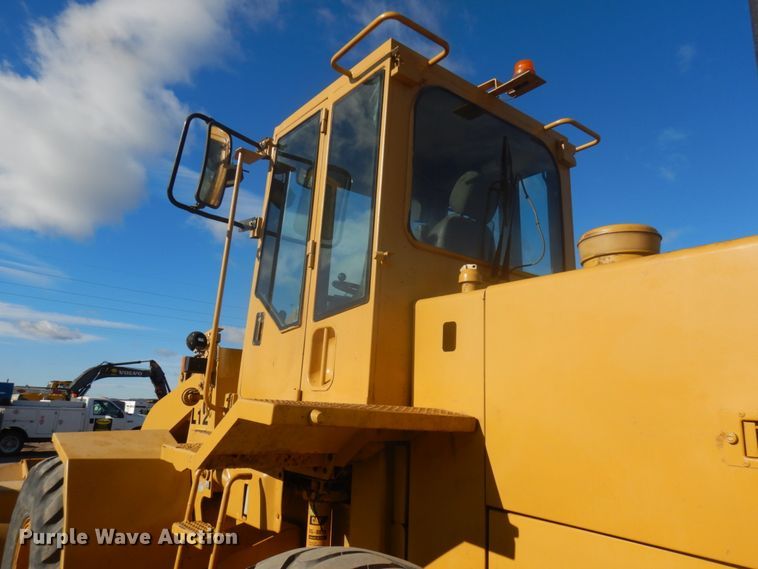 image for item JS9440 1994 Caterpillar 938F  wheel loader