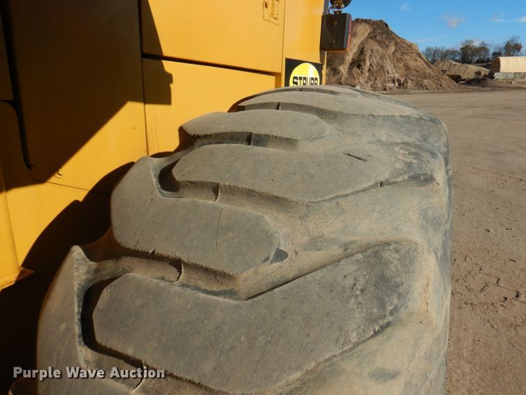 image for item JS9440 1994 Caterpillar 938F  wheel loader