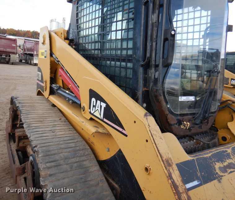 image for item JS9444 2005 Caterpillar 277B  tracked skid steer loader
