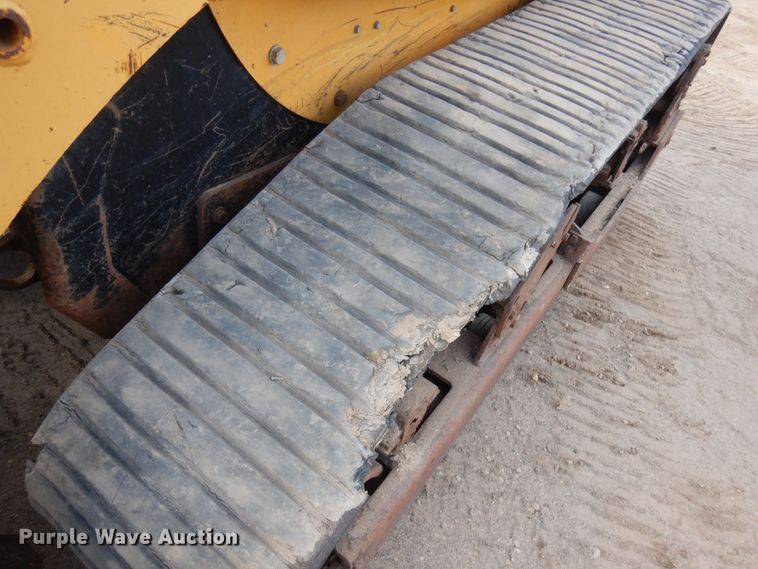 image for item JS9444 2005 Caterpillar 277B  tracked skid steer loader