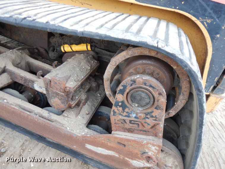 image for item JS9444 2005 Caterpillar 277B  tracked skid steer loader