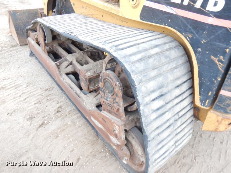 image for item JS9444 2005 Caterpillar 277B  tracked skid steer loader