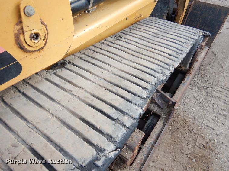 image for item JS9444 2005 Caterpillar 277B  tracked skid steer loader
