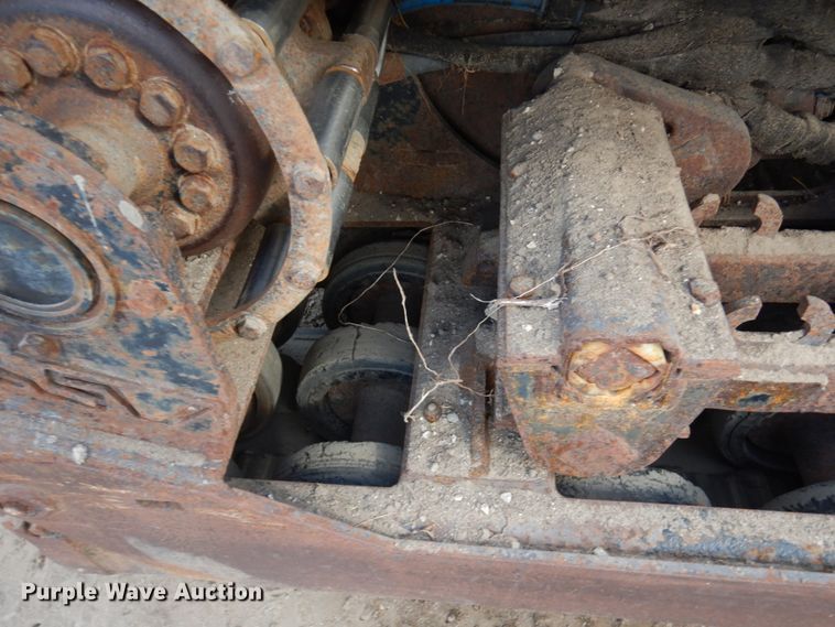 image for item JS9444 2005 Caterpillar 277B  tracked skid steer loader