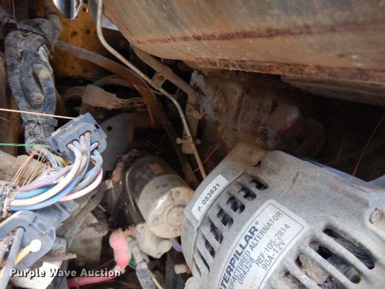 image for item JS9444 2005 Caterpillar 277B  tracked skid steer loader