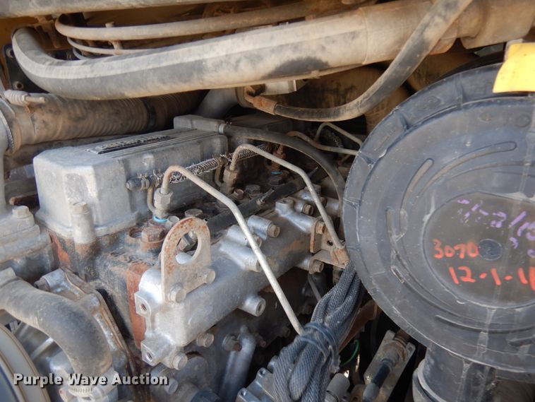 image for item JS9445 2004 Caterpillar 277B  tracked skid steer loader