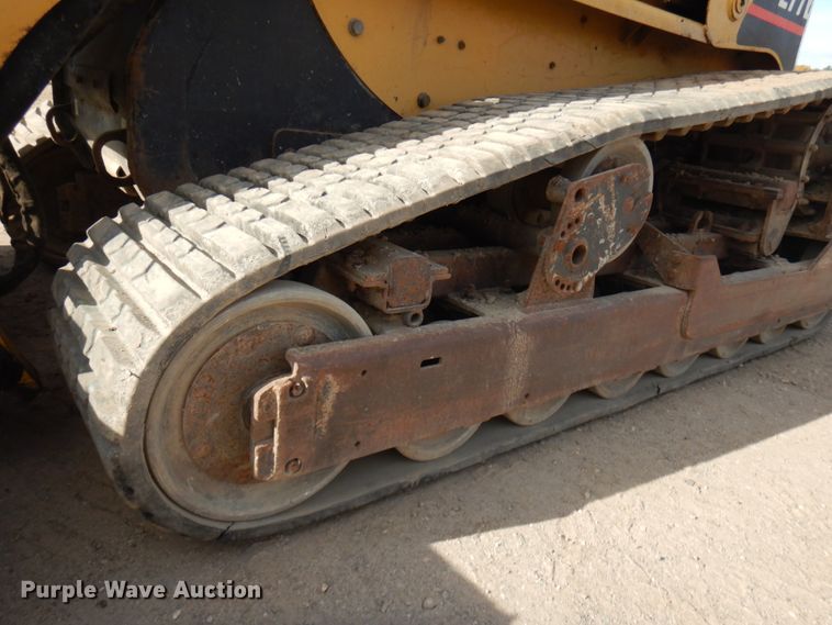 image for item JS9445 2004 Caterpillar 277B  tracked skid steer loader