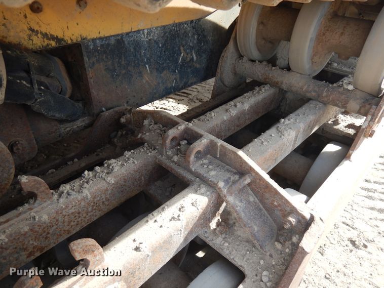 image for item JS9445 2004 Caterpillar 277B  tracked skid steer loader