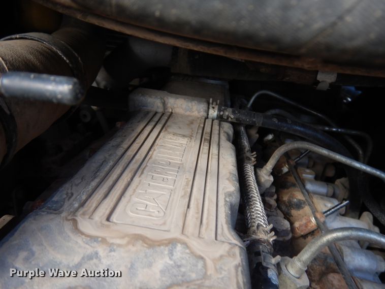 image for item JS9446 2004 Caterpillar 277B  tracked skid steer loader