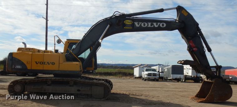 image for item JS9447 2004 Volvo EC290BLC  excavator