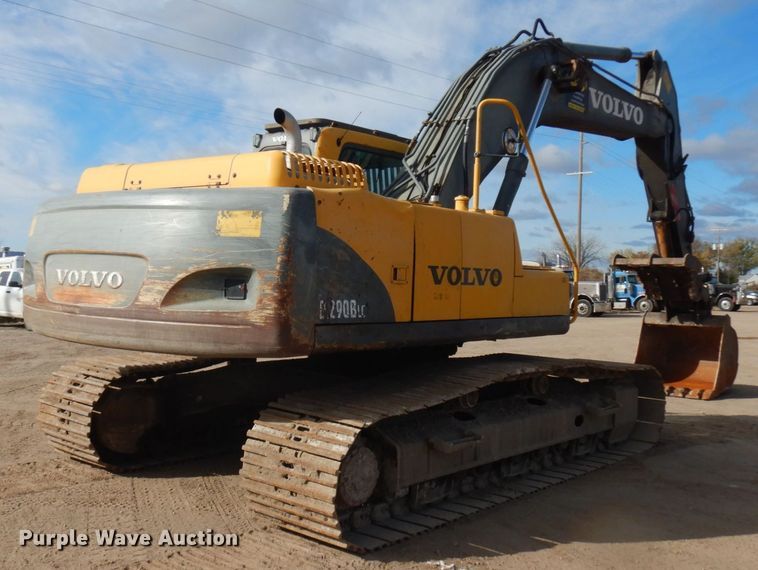 image for item JS9447 2004 Volvo EC290BLC  excavator