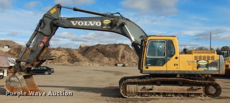 image for item JS9447 2004 Volvo EC290BLC  excavator