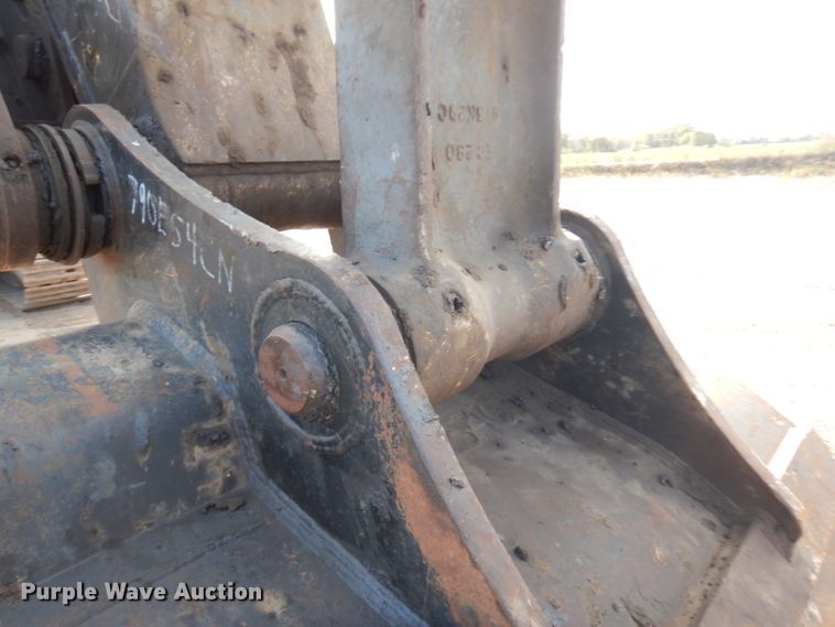 image for item JS9447 2004 Volvo EC290BLC  excavator