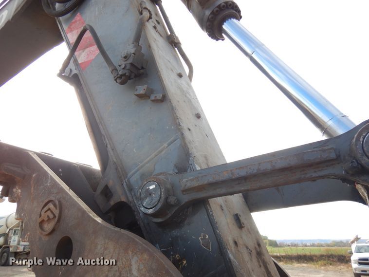 image for item JS9447 2004 Volvo EC290BLC  excavator