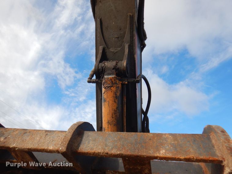 image for item JS9447 2004 Volvo EC290BLC  excavator