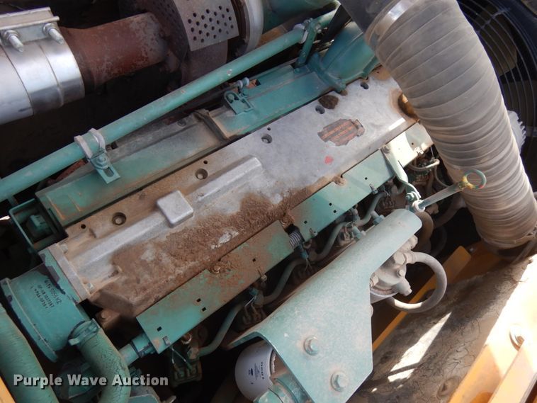 image for item JS9447 2004 Volvo EC290BLC  excavator