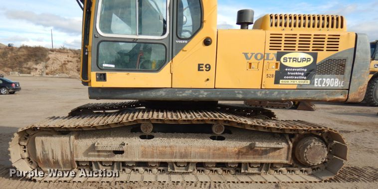 image for item JS9447 2004 Volvo EC290BLC  excavator