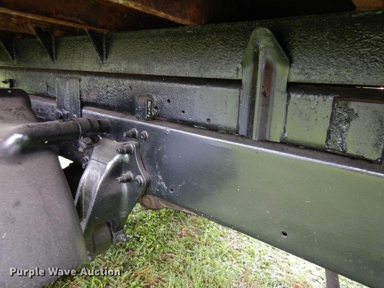 image for item JS9474 2006 Freightliner Business Class M2  dump truck