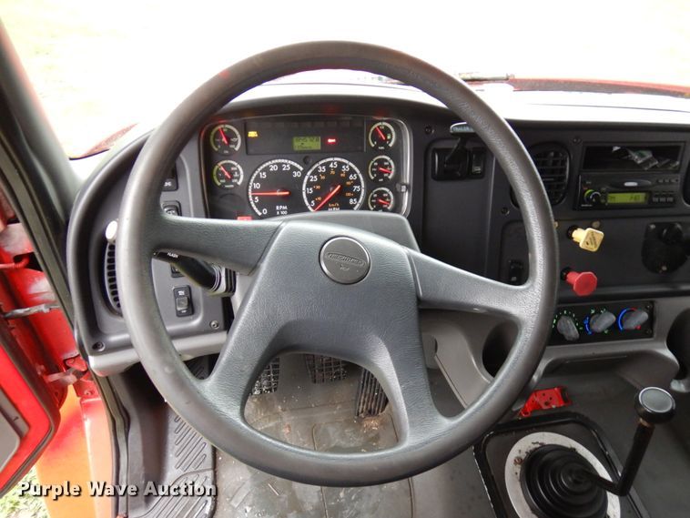 image for item JS9474 2006 Freightliner Business Class M2  dump truck