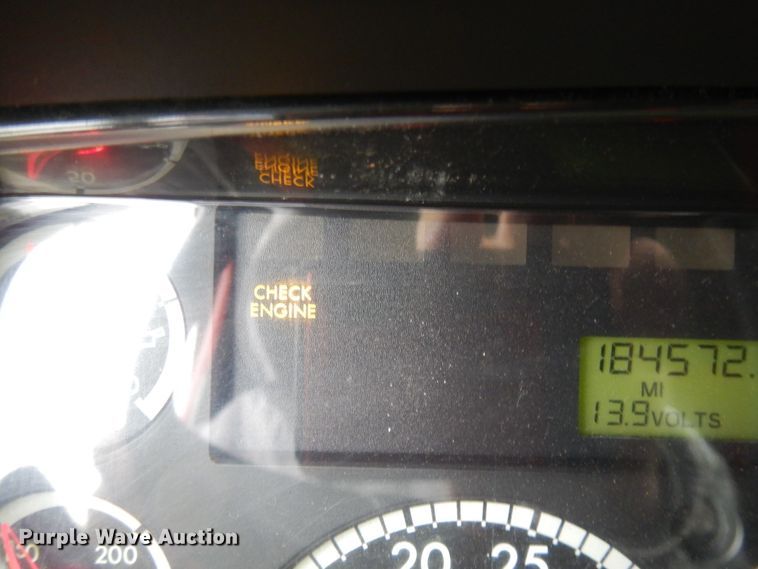 image for item JS9474 2006 Freightliner Business Class M2  dump truck