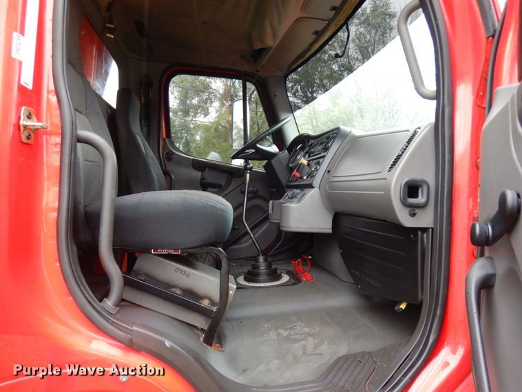 image for item JS9474 2006 Freightliner Business Class M2  dump truck