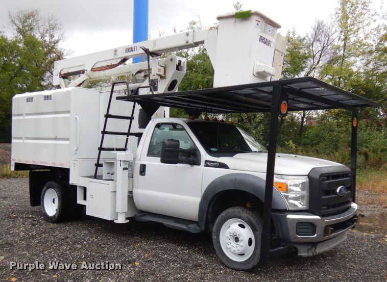 image for item JS9476 2011 Ford F550  forestry bucket truck