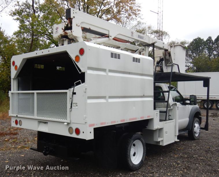image for item JS9476 2011 Ford F550  forestry bucket truck
