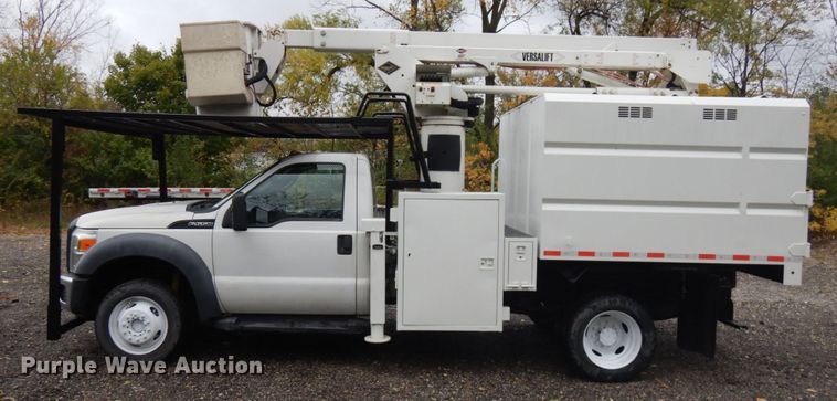 image for item JS9476 2011 Ford F550  forestry bucket truck