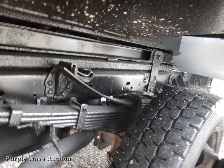 image for item JS9476 2011 Ford F550  forestry bucket truck