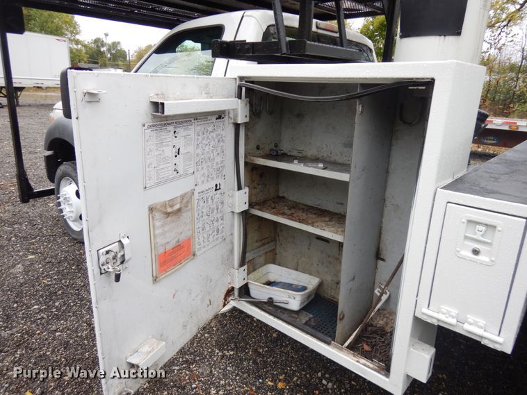 image for item JS9476 2011 Ford F550  forestry bucket truck