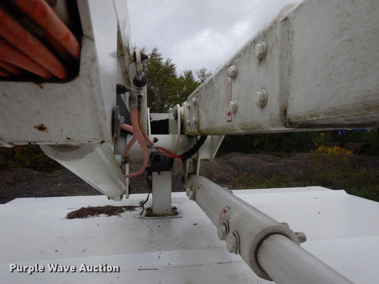 image for item JS9476 2011 Ford F550  forestry bucket truck