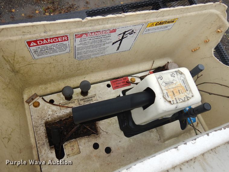 image for item JS9476 2011 Ford F550  forestry bucket truck