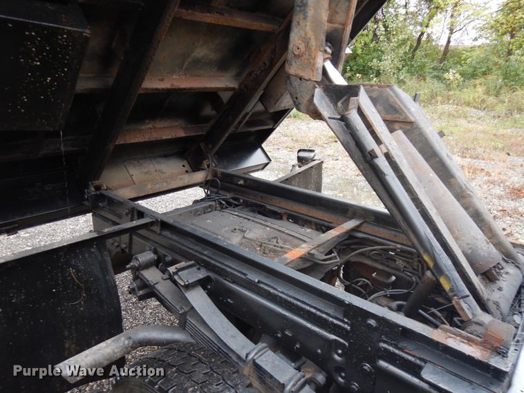 image for item JS9476 2011 Ford F550  forestry bucket truck