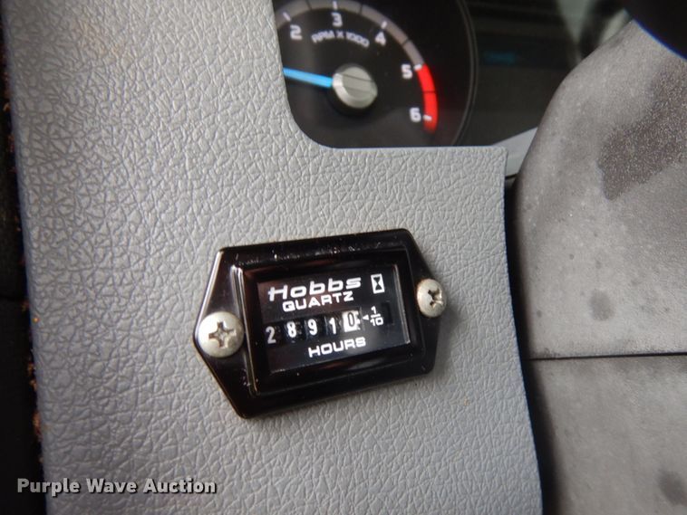 image for item JS9476 2011 Ford F550  forestry bucket truck