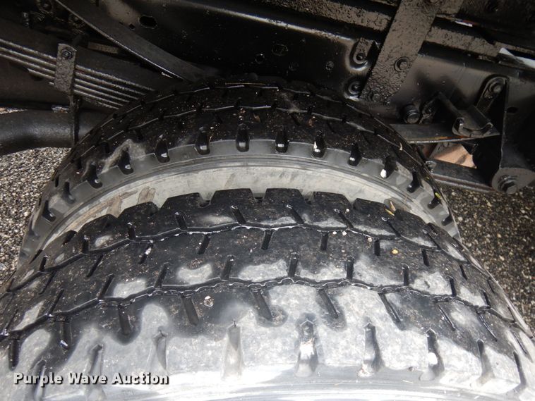 image for item JS9476 2011 Ford F550  forestry bucket truck