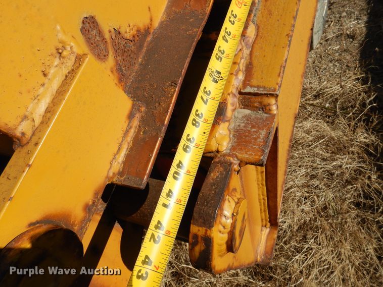 image for item JT9442 1990 Fontaine  lowboy equipment trailer