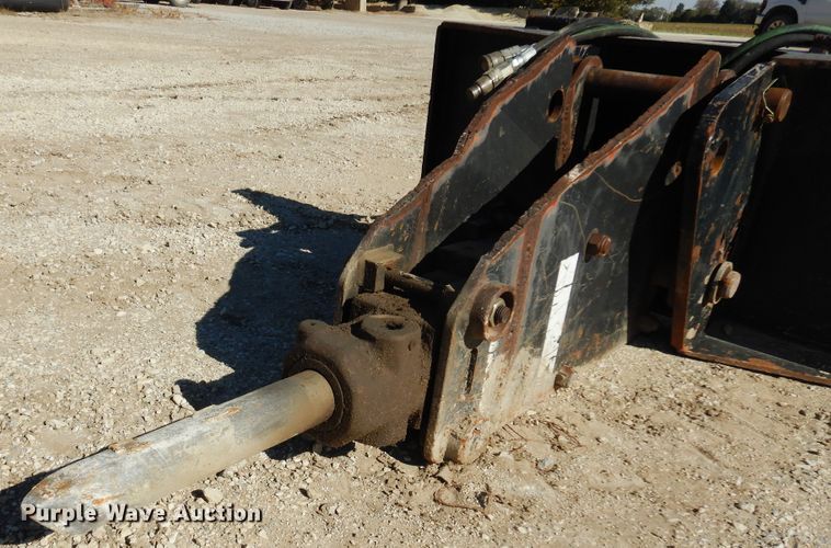 image for item JT9443 Skid steer breaker