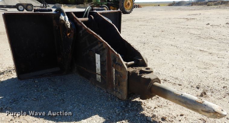 image for item JT9443 Skid steer breaker