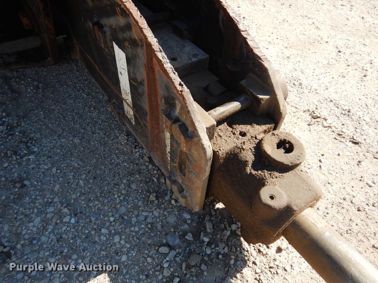 image for item JT9443 Skid steer breaker