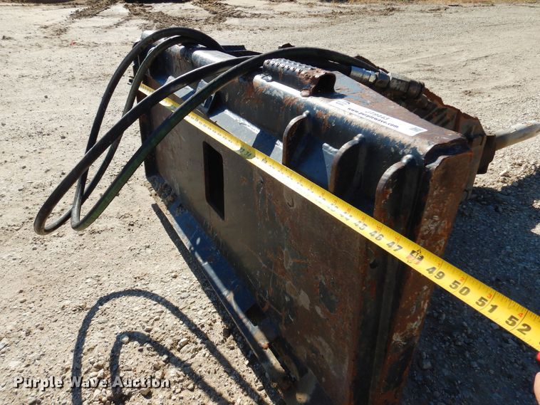 image for item JT9443 Skid steer breaker