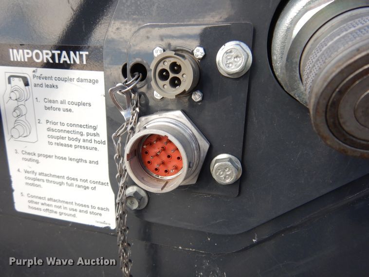 image for item JT9447 2020 John Deere 333G  tracked skid steer loader