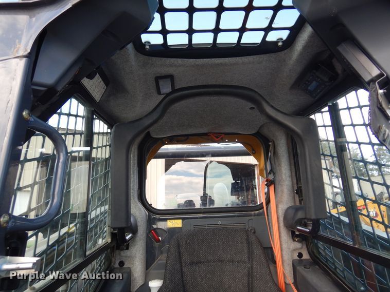 image for item JT9447 2020 John Deere 333G  tracked skid steer loader