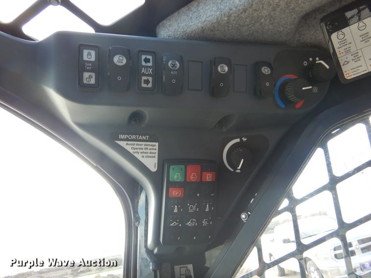 image for item JT9447 2020 John Deere 333G  tracked skid steer loader