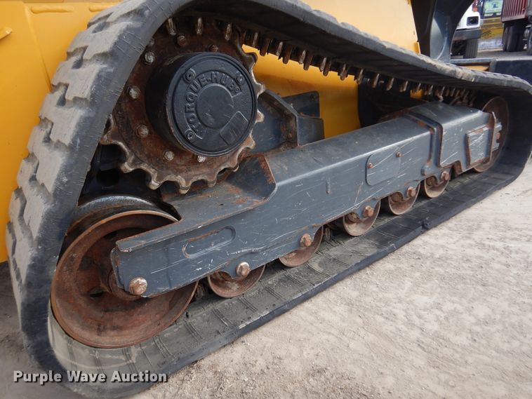 image for item JT9447 2020 John Deere 333G  tracked skid steer loader