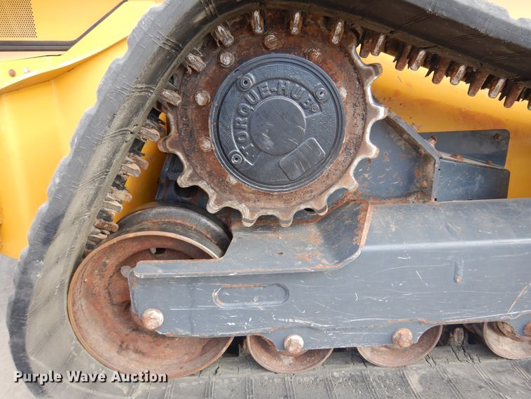 image for item JT9447 2020 John Deere 333G  tracked skid steer loader