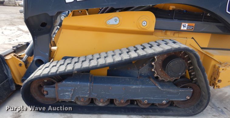 image for item JT9447 2020 John Deere 333G  tracked skid steer loader