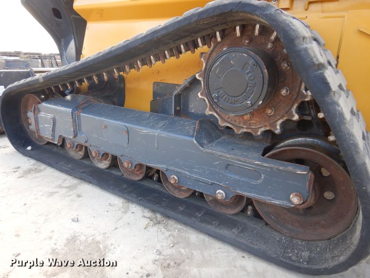 image for item JT9447 2020 John Deere 333G  tracked skid steer loader